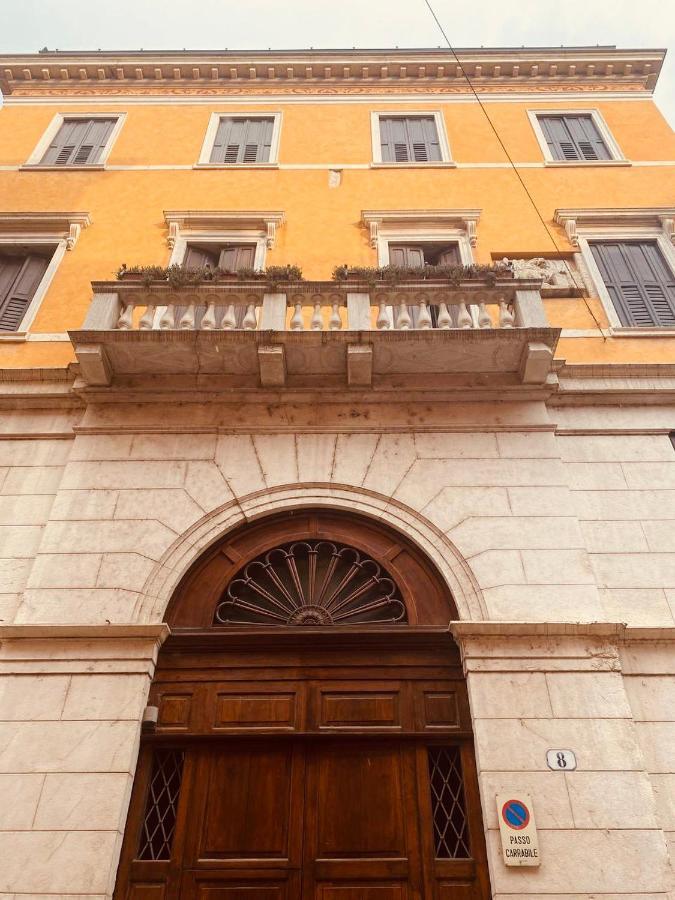 Mario Number 8 Apartment Verona Bagian luar foto